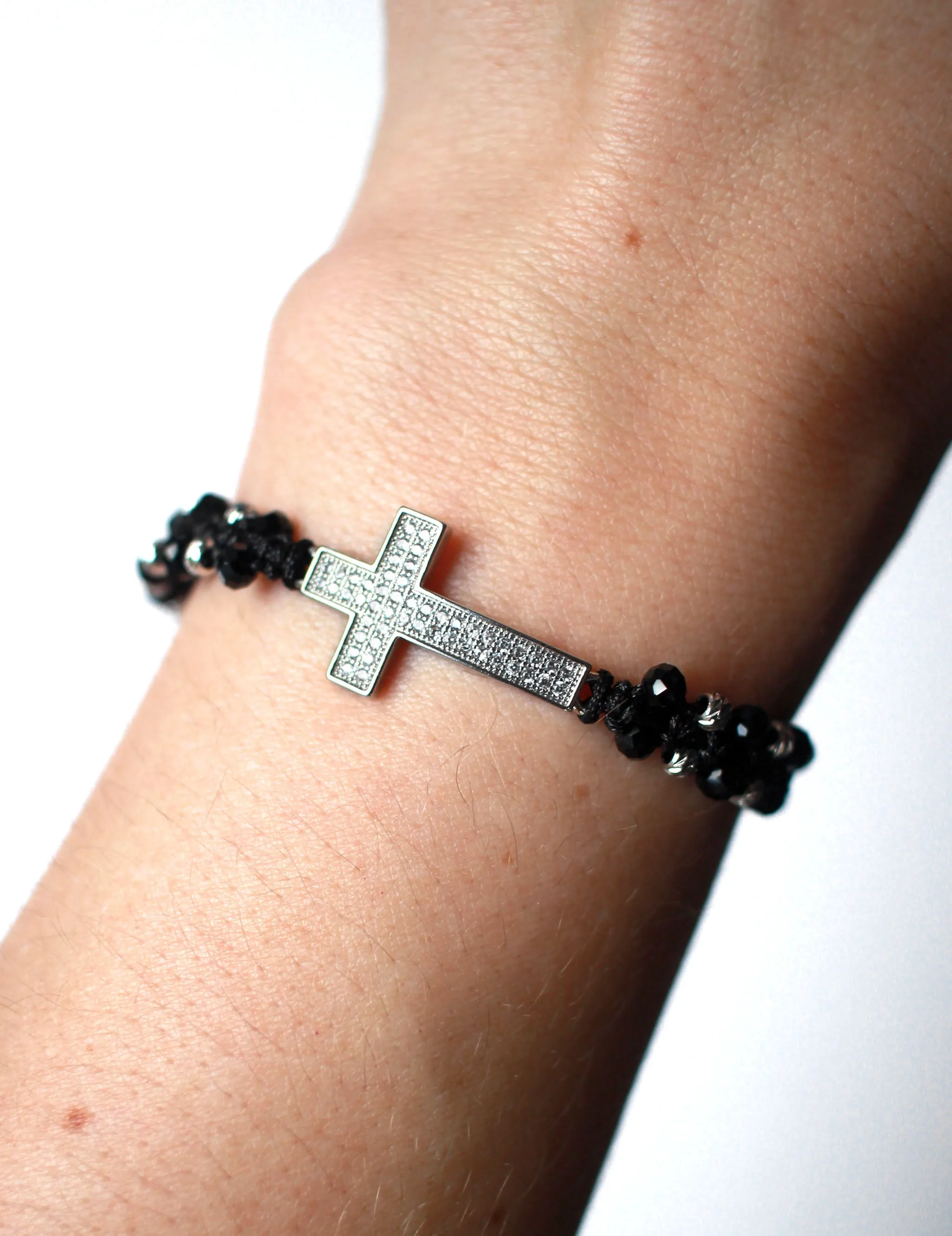 Cielo Cross in Silver & Black