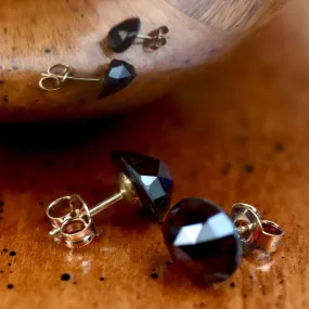 Disco-Ball Garnet Stud