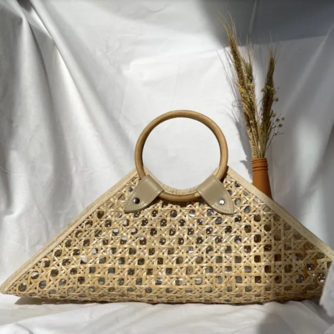 Solihiya Triangle Bag