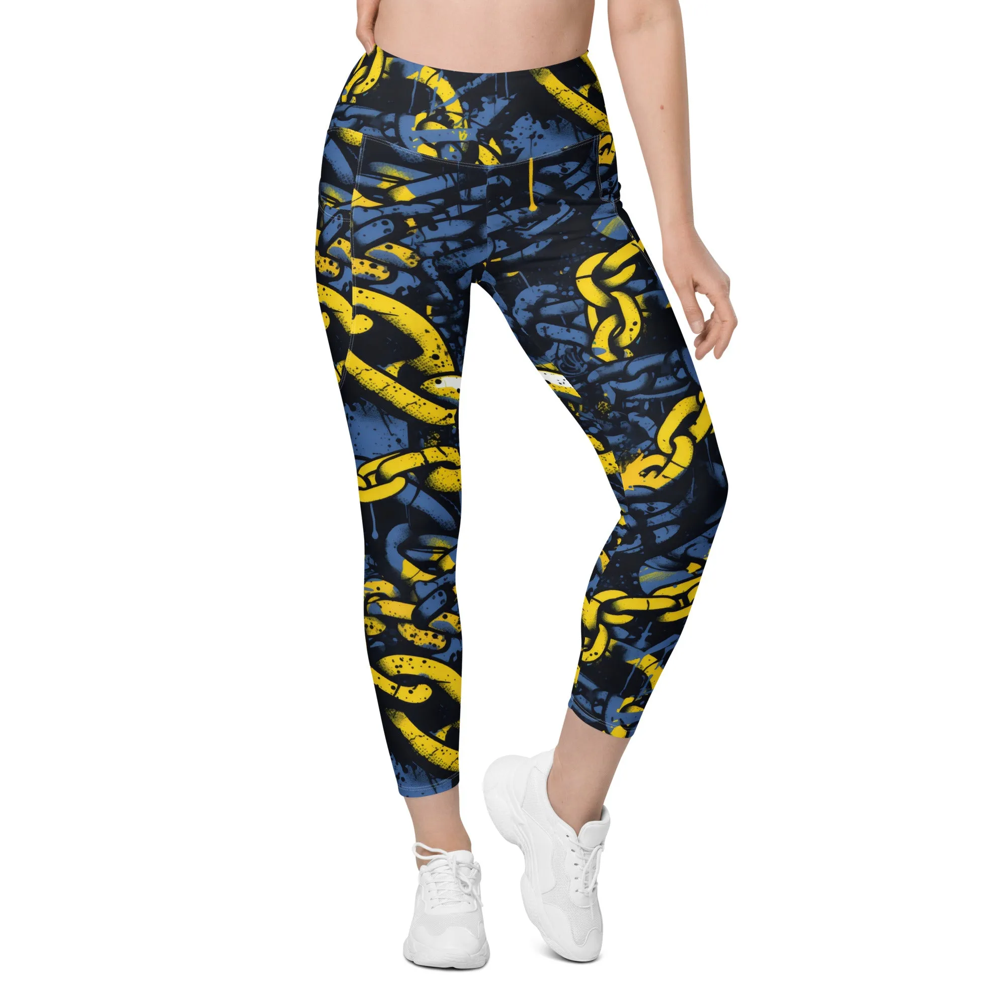 Urban Chic Strides: Women's Mile After Mile Golden Chains 002 Running Leggings