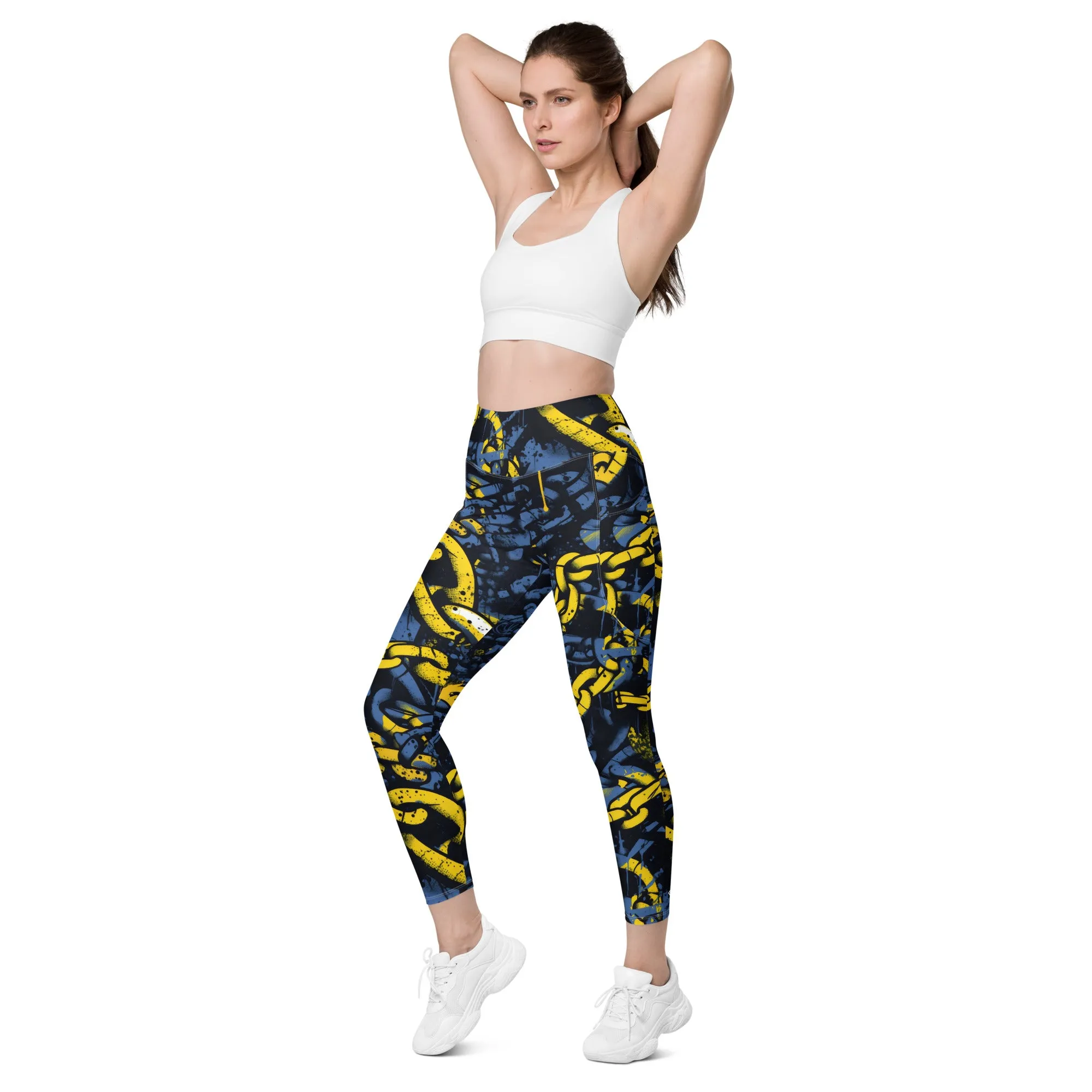 Urban Chic Strides: Women's Mile After Mile Golden Chains 002 Running Leggings