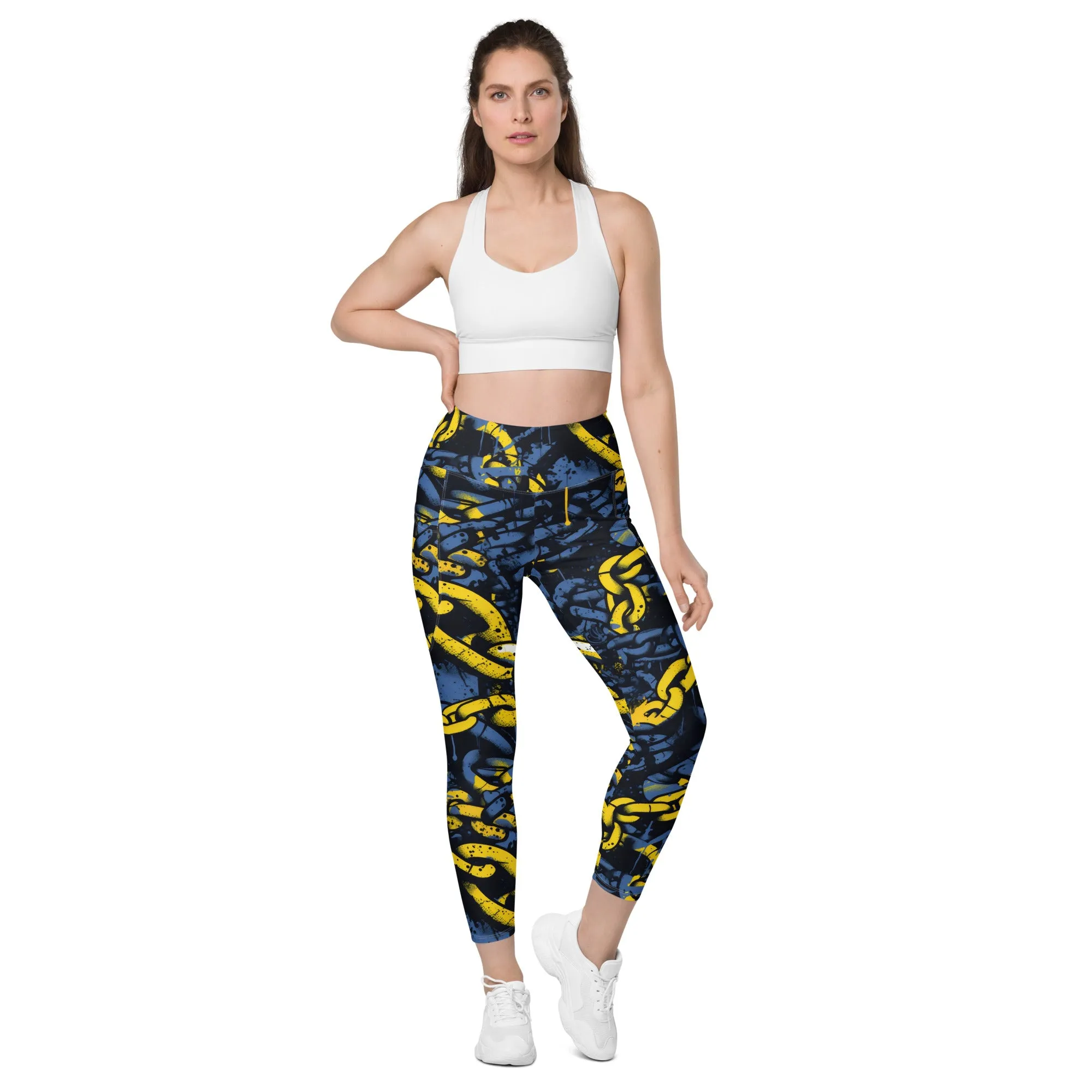 Urban Chic Strides: Women's Mile After Mile Golden Chains 002 Running Leggings